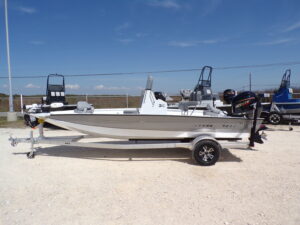 2025 20' XPRESS H20 BAY